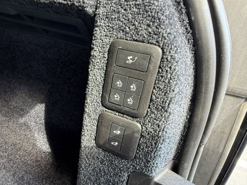 Used 2018 Land Rover Range Rover Autobiography image 25