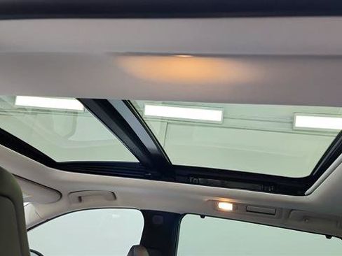 Used 2024 INFINITI QX60 Luxe w/ Vision Package FWD image 12