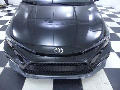 Used 2022 Toyota Corolla SE image 33