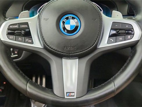 Used 2023 BMW 530e 530e iPerformance w/ M Sport Package image 39