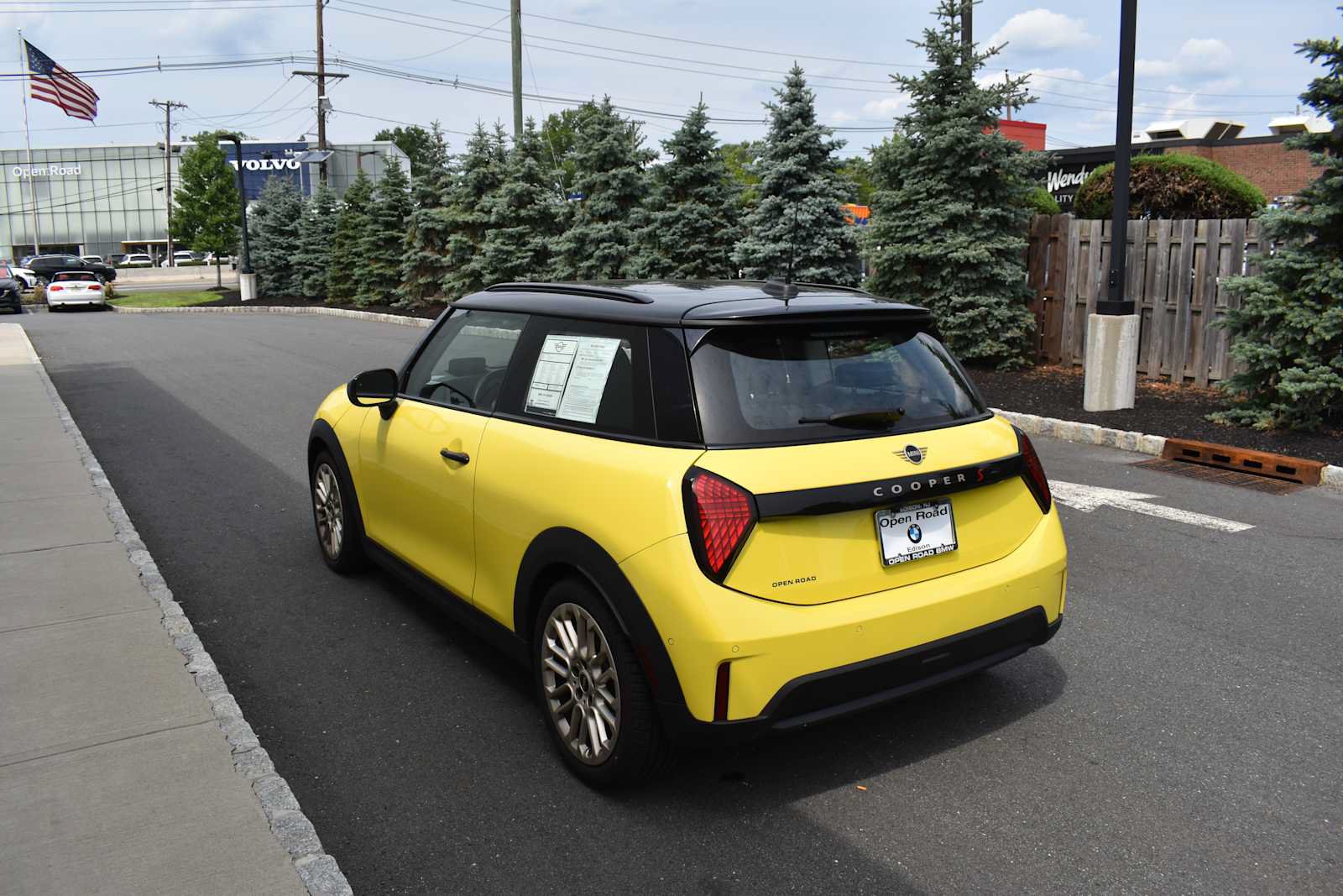 Used 2025 MINI Cooper S FWD image 7