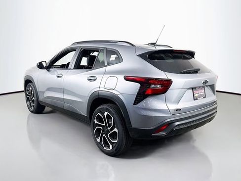 New 2026 Chevrolet Trax RS w/ Driver Confidence Package FWD image 8