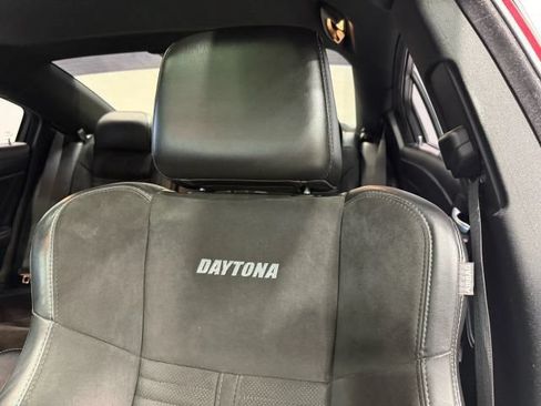 Used 2019 Dodge Charger Scat Pack w/ Daytona Edition Group RWD image 22