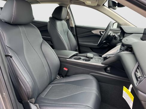 Used 2025 Acura TLX w/ Technology Package FWD image 10