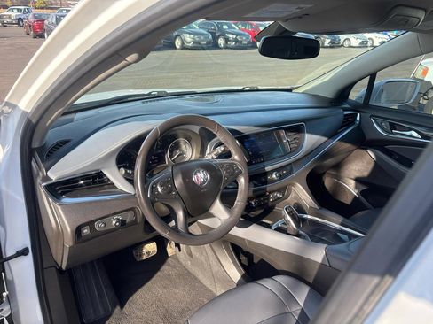 Used 2020 Buick Enclave Essence image 14