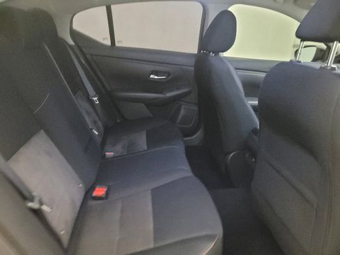 Used 2022 Nissan Sentra SR FWD image 19