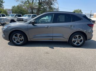 Used 2023 Ford Escape ST-Line image 1