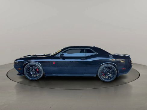 Used 2015 Dodge Challenger R/T Scat Pack w/ Scat Pack Appearance Package image 7