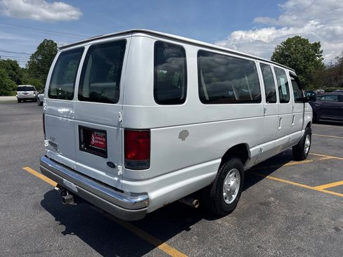 Used 2007 Ford E-350 and Econoline 350 XL RWD image 6