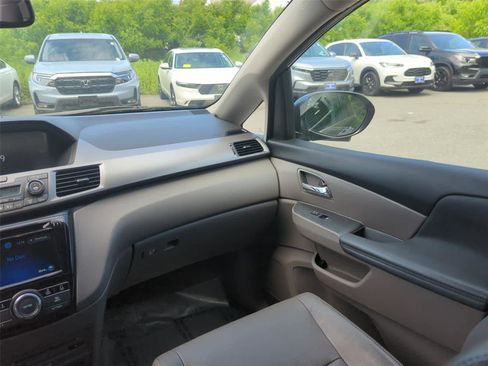 Used 2016 Honda Odyssey EX-L image 32