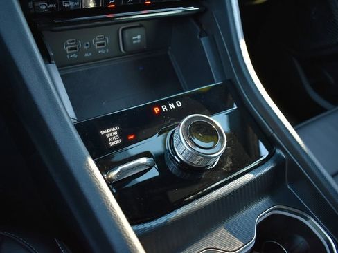 Certified 2025 Jeep Grand Cherokee Limited w/ Luxury Tech Group II image 24