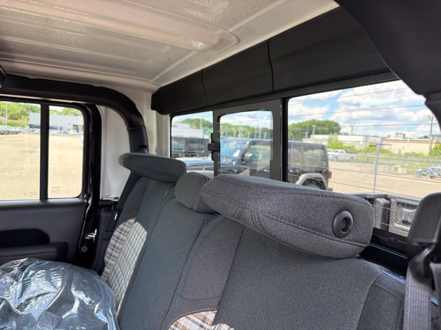 New 2026 Jeep Gladiator Sport AWD/4WD image 11