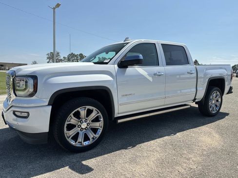 Used 2018 GMC Sierra 1500 Denali w/ Denali Ultimate Package image 8
