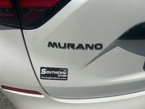 Used 2024 Nissan Murano SV w/ SV Midnight Edition Package FWD image 4