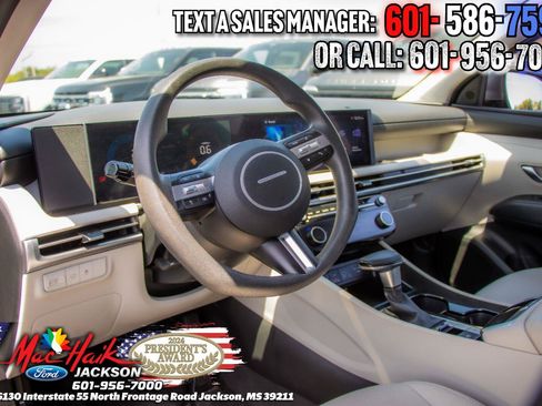 Used 2025 Hyundai Tucson SEL AWD/4WD image 8