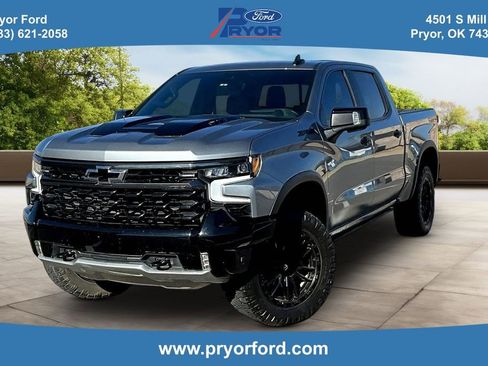 Used 2024 Chevrolet Silverado 1500 ZR2 w/ Technology Package AWD/4WD image 1