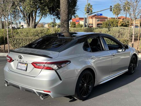 Used 2022 Toyota Camry XSE image 12