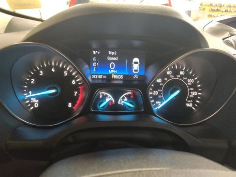 Used 2018 Ford Escape SE FWD image 23