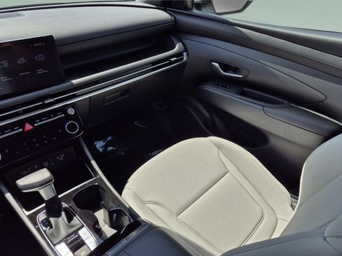 New 2027 Hyundai Santa Cruz SEL FWD image 13