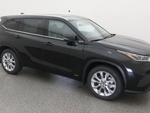 New 2026 Toyota Highlander Limited AWD/4WD image 12