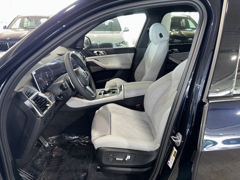 New 2026 BMW X5 sDrive40i w/ M Sport Package RWD image 14