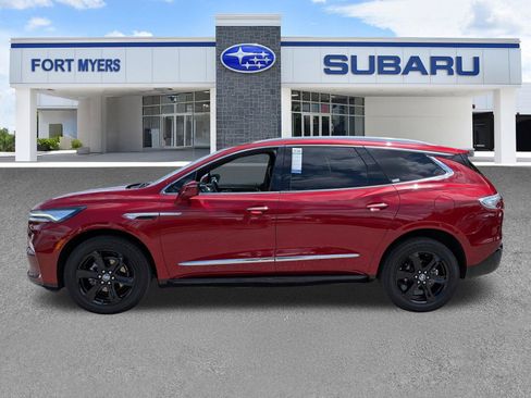 Used 2023 Buick Enclave Essence w/ Experience Buick Package FWD image 7