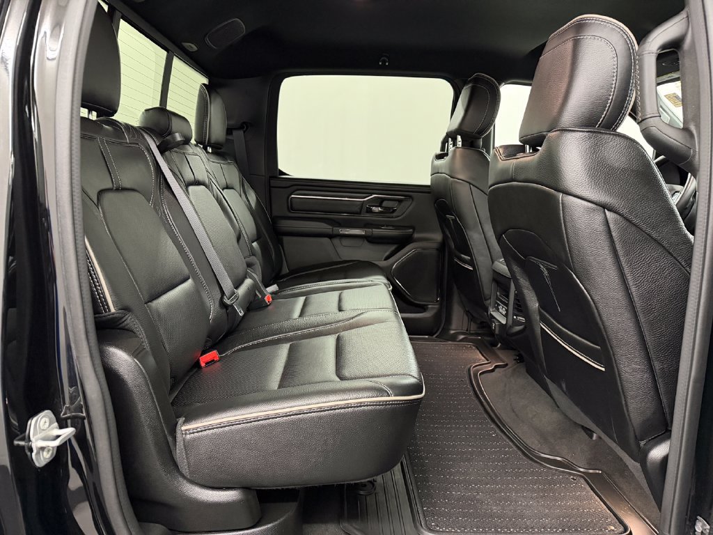 Used 2022 RAM 1500 Limited w/ Body-Colour Bumper Group AWD/4WD image 43