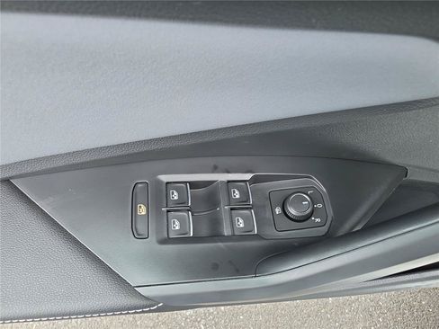 New 2026 Volkswagen Jetta SE FWD image 13