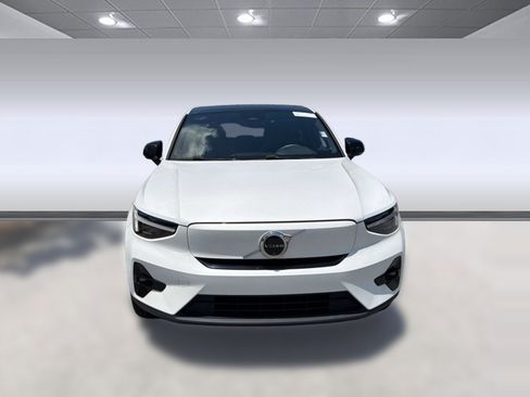 Used 2024 Volvo C40 P8 Recharge Ultimate w/ Protection Package Premier RWD image 6
