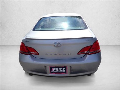 Used 2007 Toyota Avalon Touring w/ Fleet Convenience Pkg FWD image 2