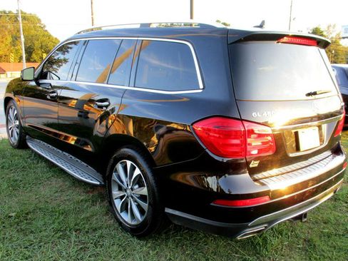 Used 2013 Mercedes-Benz GL 450 4MATIC image 4