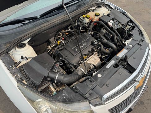 Used 2016 Chevrolet Cruze LT FWD image 23