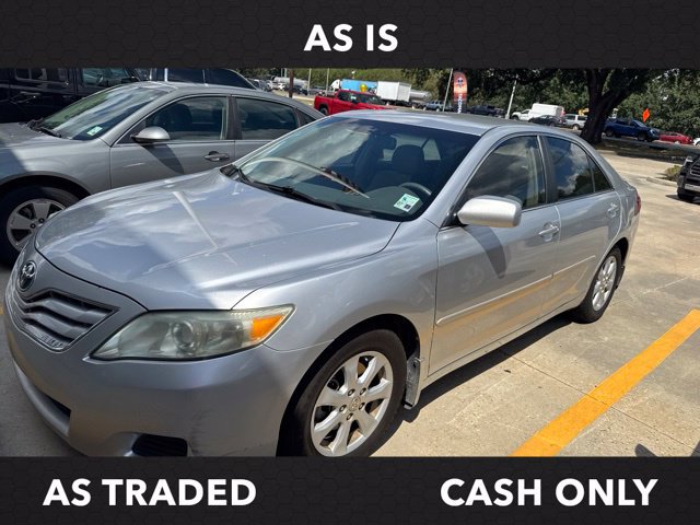 Used 2011 Toyota Camry LE w/ LE Extra-Value Pkg FWD image 2