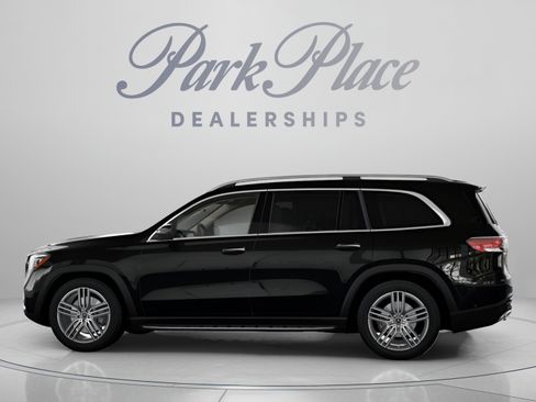 Used 2026 Mercedes-Benz GLS 450 4MATIC image 8