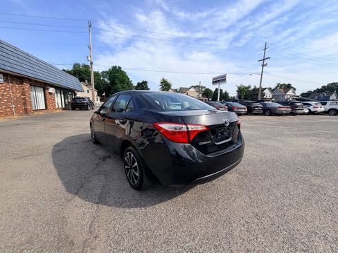 Used 2014 Toyota Corolla LE FWD image 46