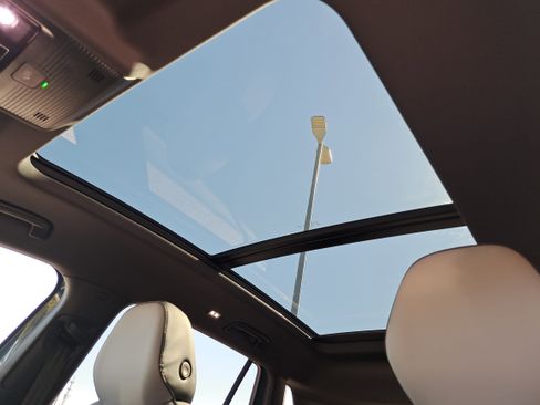 New 2026 Volkswagen Tiguan SE R-Line image 27