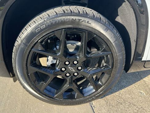 New 2026 Chevrolet Traverse RS w/ LPO, Floor Liner Package image 34