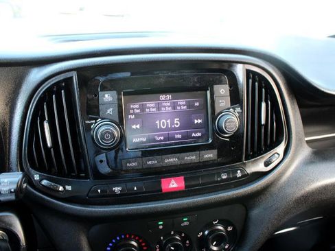 Used 2021 RAM ProMaster City Tradesman SLT image 23