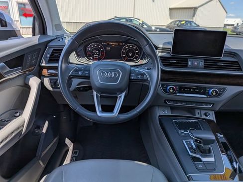 Used 2020 Audi Q5 2.0T Premium Plus AWD/4WD image 27
