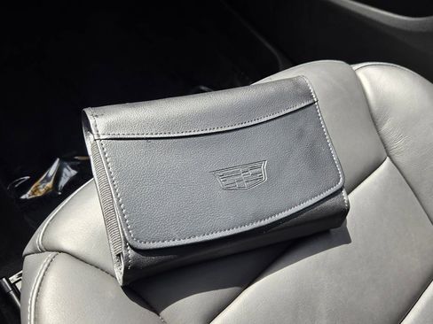 Used 2023 Cadillac XT4 Premium Luxury image 23