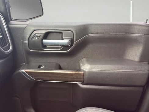 Used 2020 Chevrolet Silverado 1500 RST w/ RST Value Package image 17