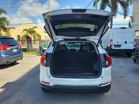 Used 2023 GMC Terrain SLT w/ LPO, Floor Liner Package image 14