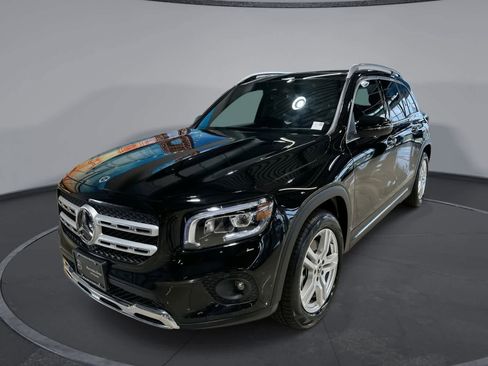 Certified 2022 Mercedes-Benz GLB 250 4MATIC image 1