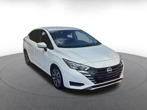 Used 2025 Nissan Versa SV FWD image 6