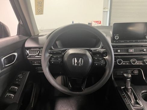 Used 2023 Honda Civic LX image 21