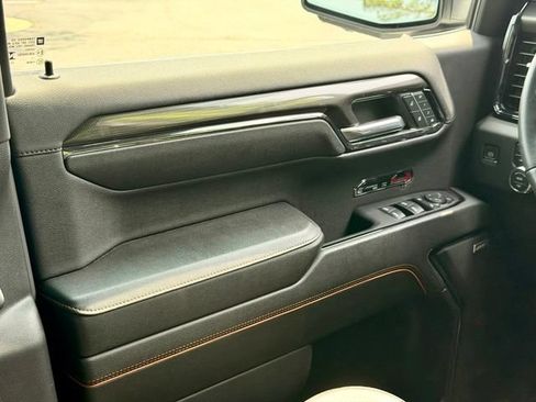 Used 2024 GMC Sierra 1500 AT4 w/ Technology Package AWD/4WD image 21