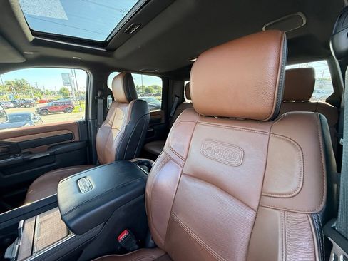 Used 2022 RAM 2500 Limited AWD/4WD image 16
