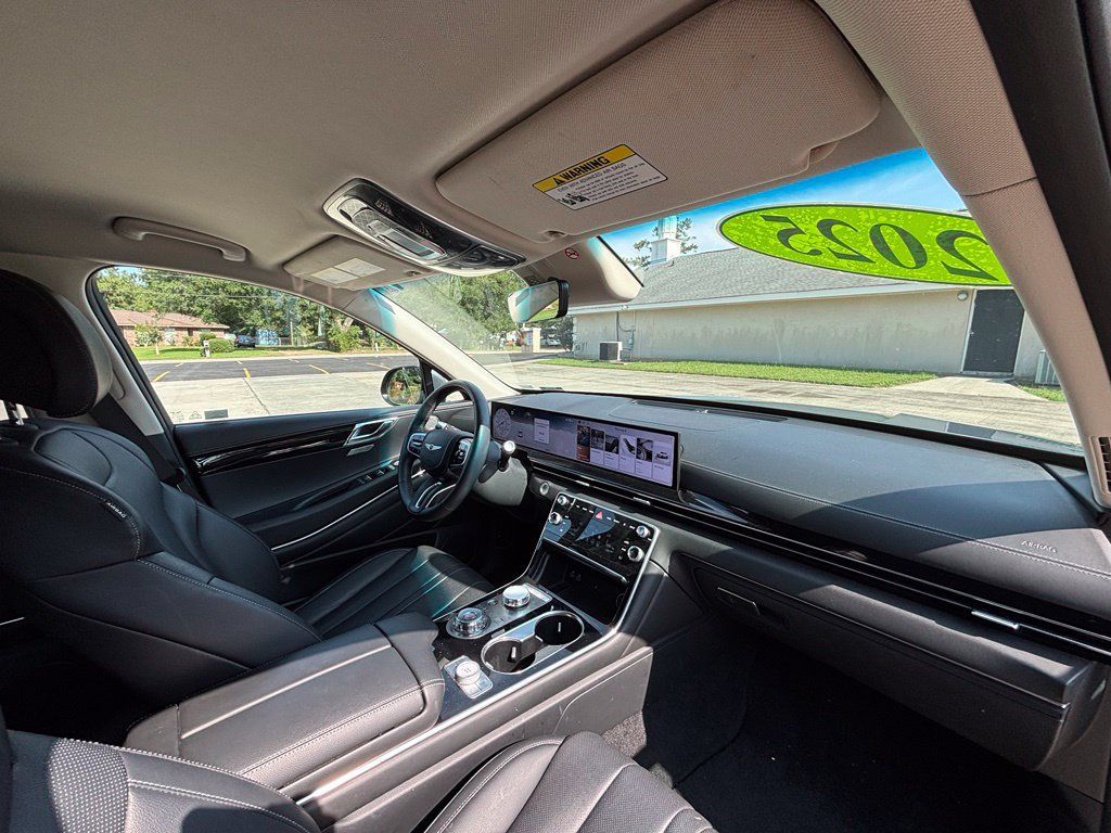 Used 2025 Genesis GV80 2.5T Standard AWD/4WD image 22