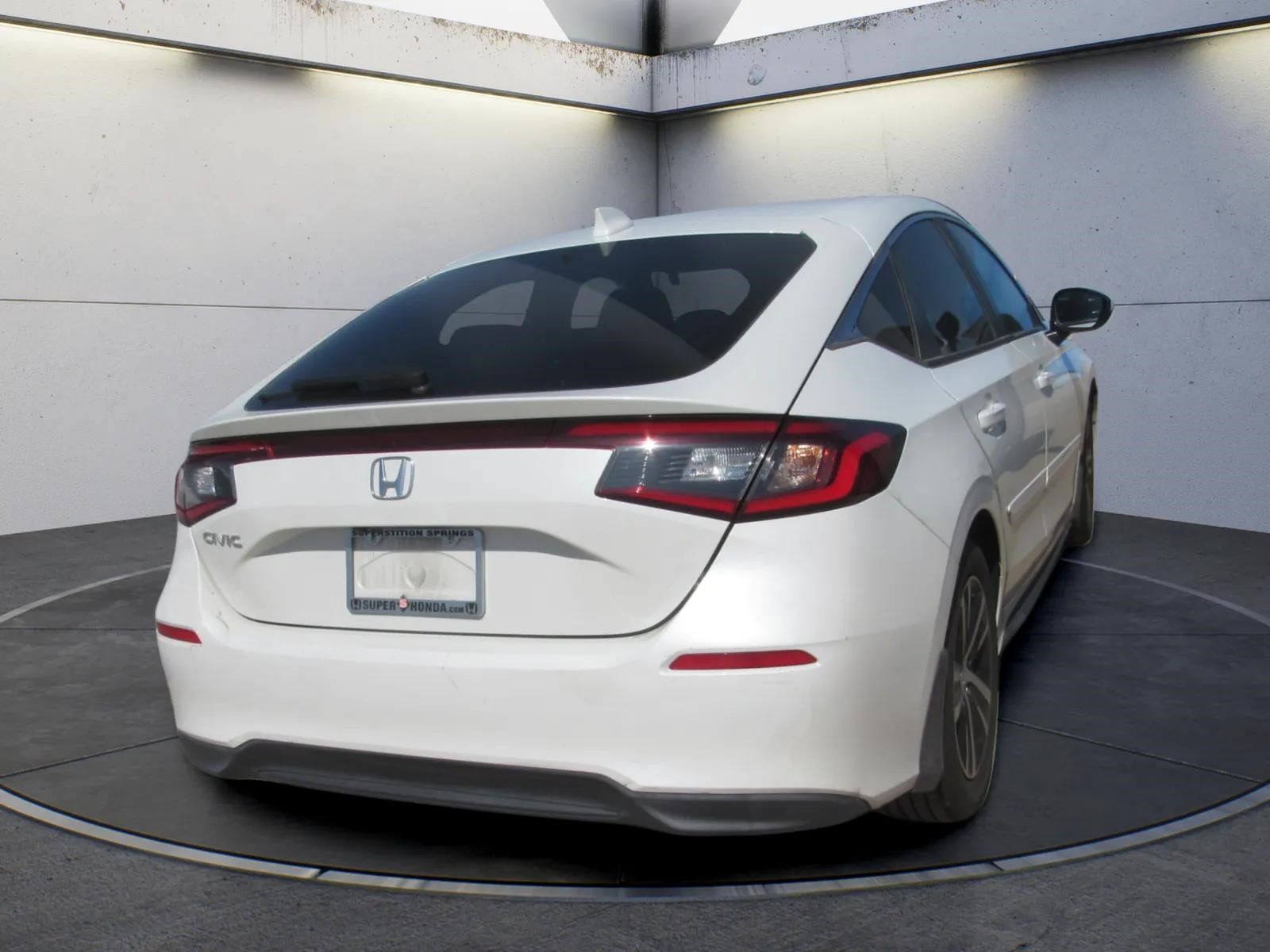 Used 2023 Honda Civic LX image 3