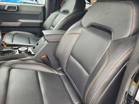 Certified 2023 Ford Bronco Badlands image 11